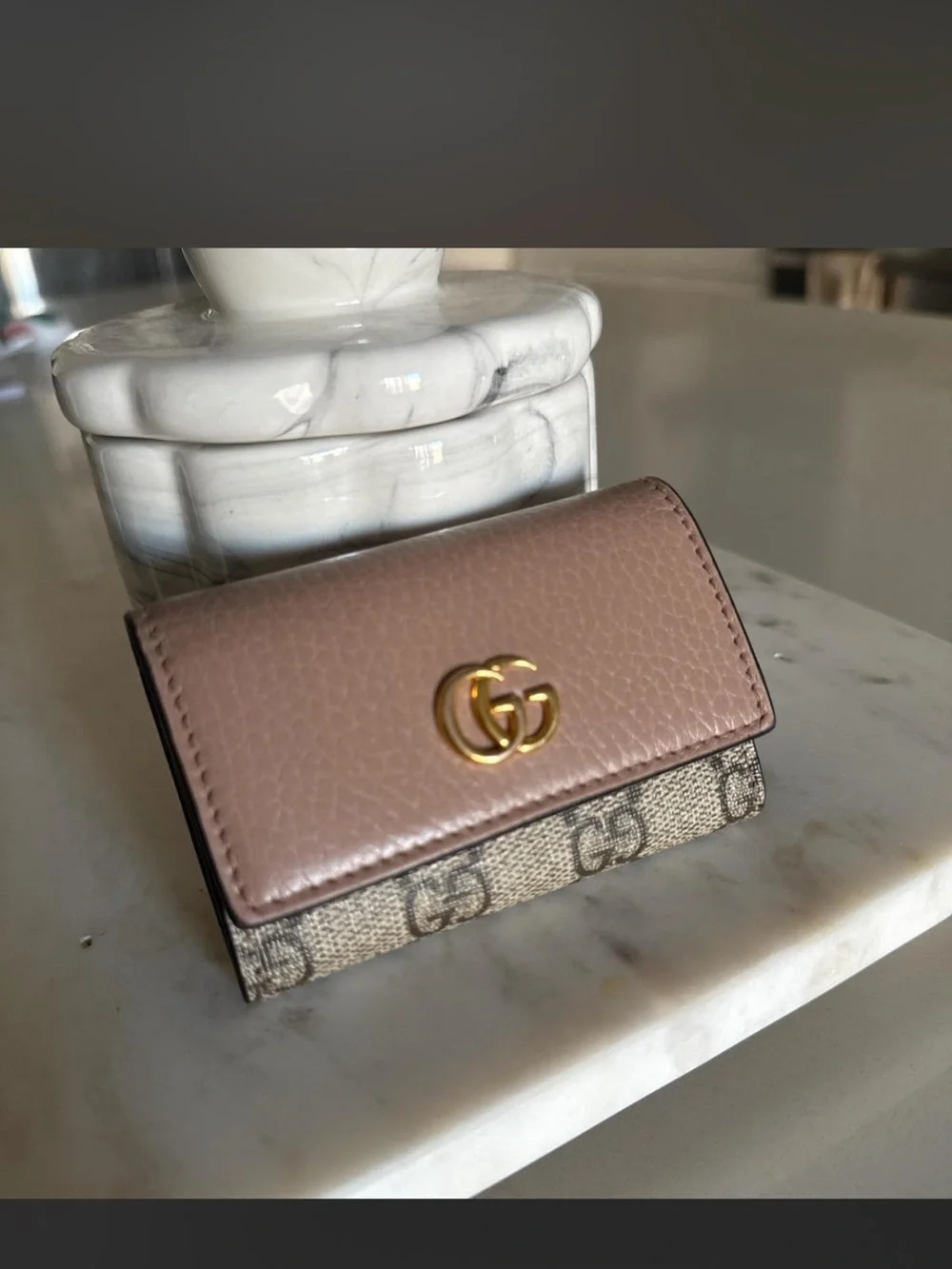 Gucci Beige/Pink Leather GG Supreme 6-Ring Key & Card Holder